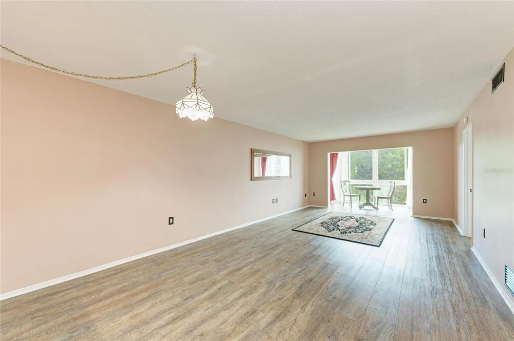 220 SANTA MARIA STREET #338 Venice, FL 34285
