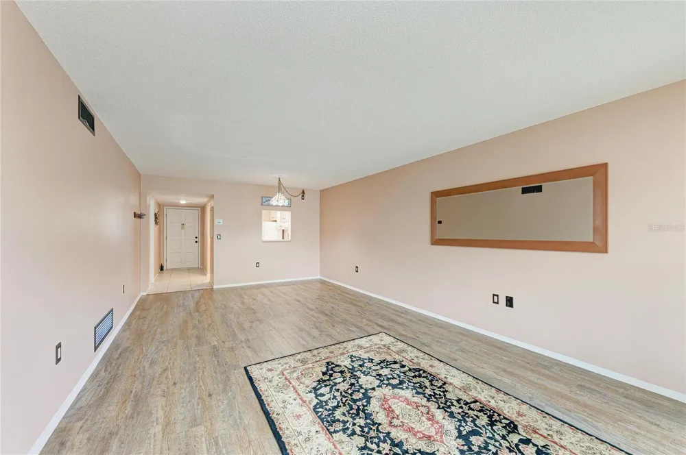 220 SANTA MARIA STREET #338 Venice, FL 34285