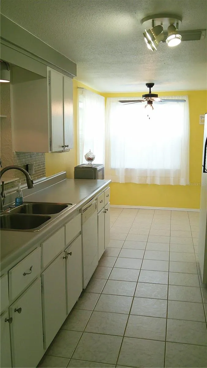 1203 CHANCELLOR DRIVE Holiday, FL 34690