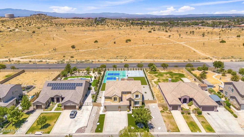 3625 Paddock Way Quartz Hill, CA 93536