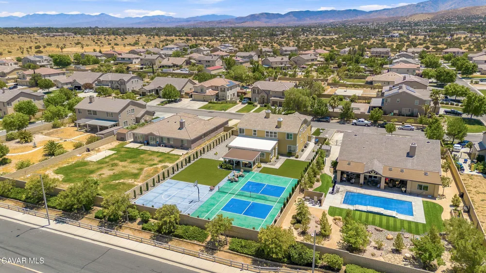 3625 Paddock Way Quartz Hill, CA 93536
