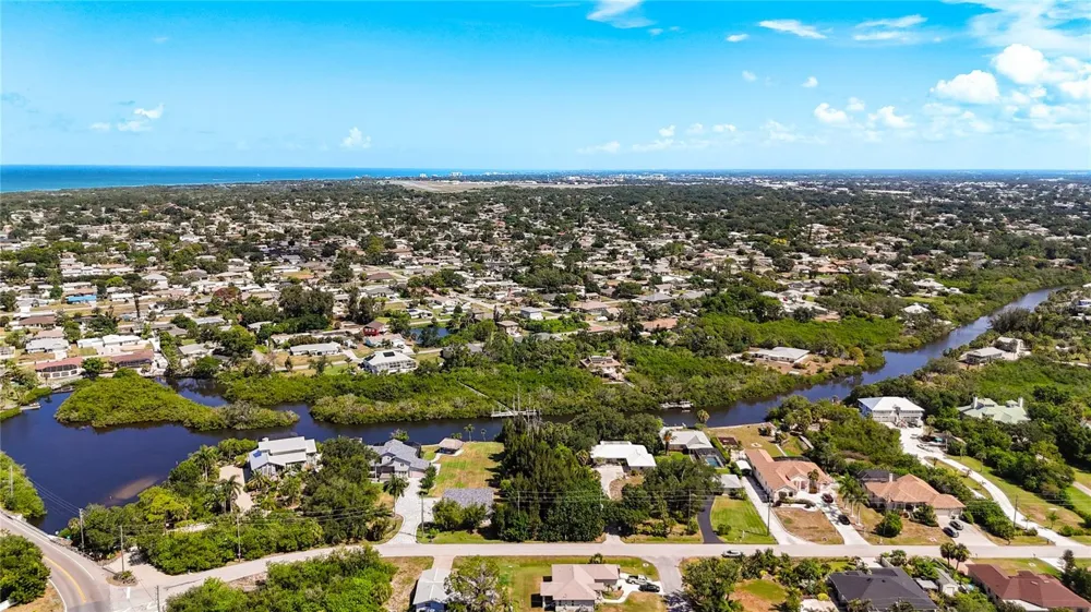 LEMON BAY DRIVE Venice, FL 34293