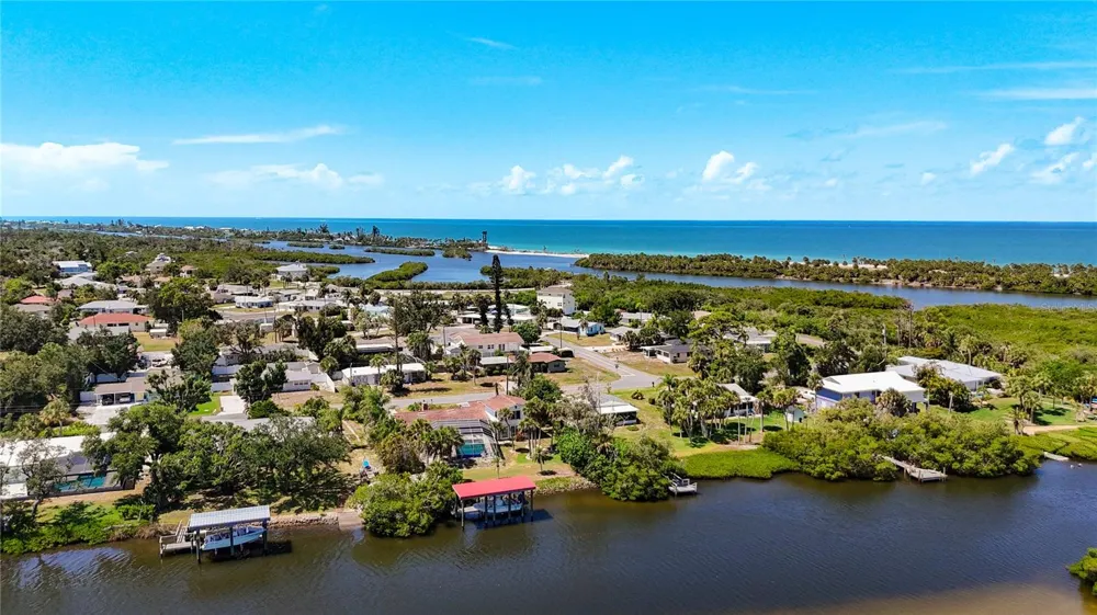 LEMON BAY DRIVE Venice, FL 34293