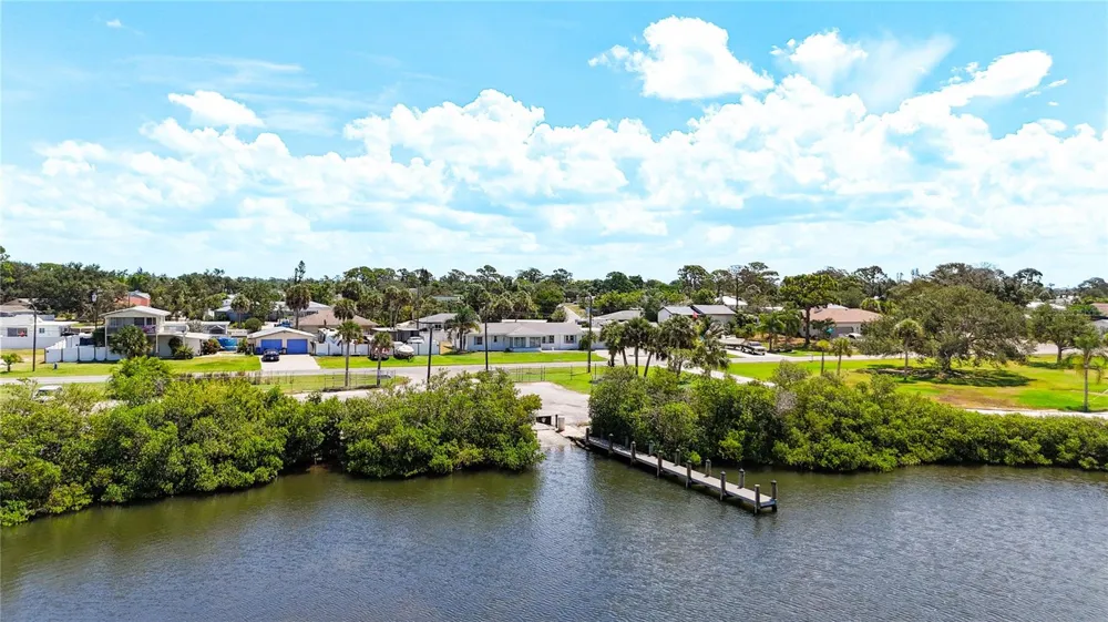 LEMON BAY DRIVE Venice, FL 34293