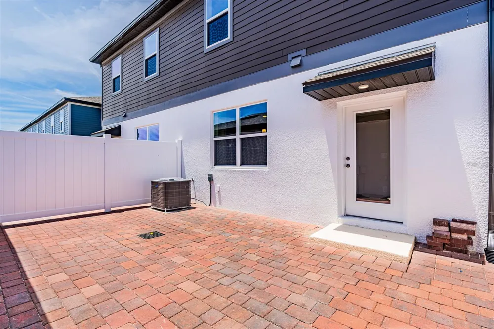 15811 TOLLINGTON ALLEY Winter Garden, FL 34787