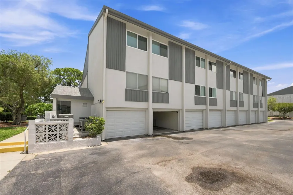 14800 WALSINGHAM ROAD #614 Largo, FL 33774