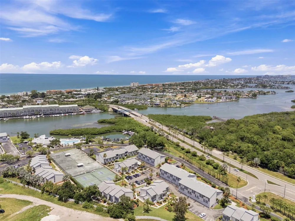 14800 WALSINGHAM ROAD #614 Largo, FL 33774