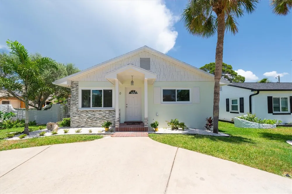 150 42ND AVENUE St Pete Beach, FL 33706