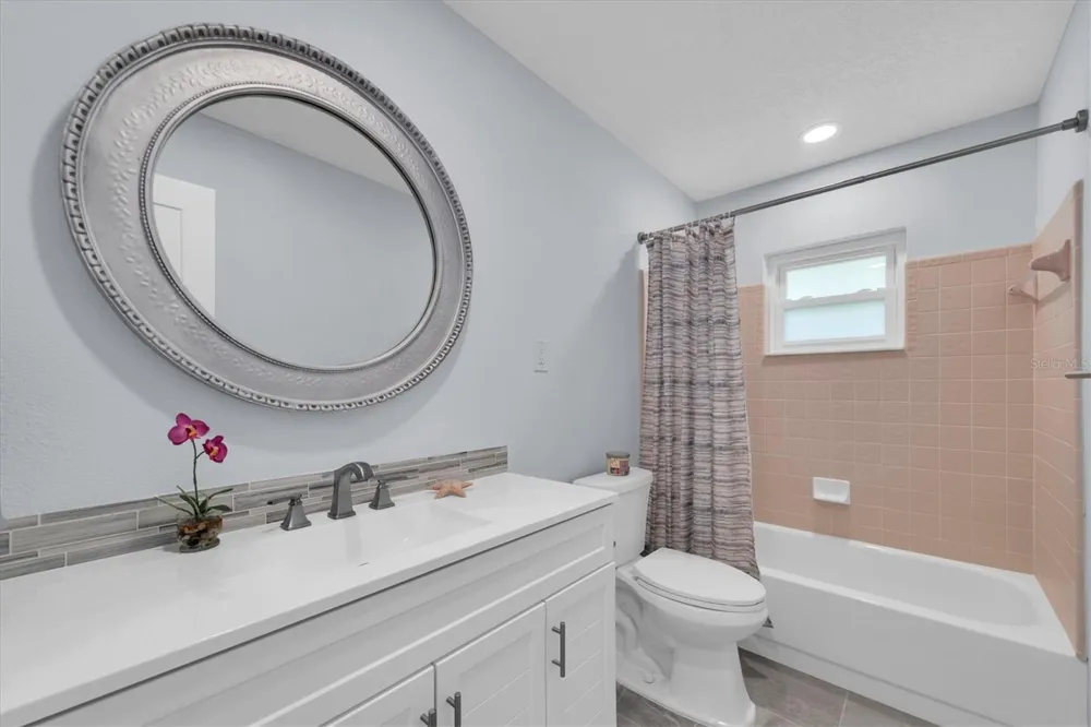 150 42ND AVENUE St Pete Beach, FL 33706
