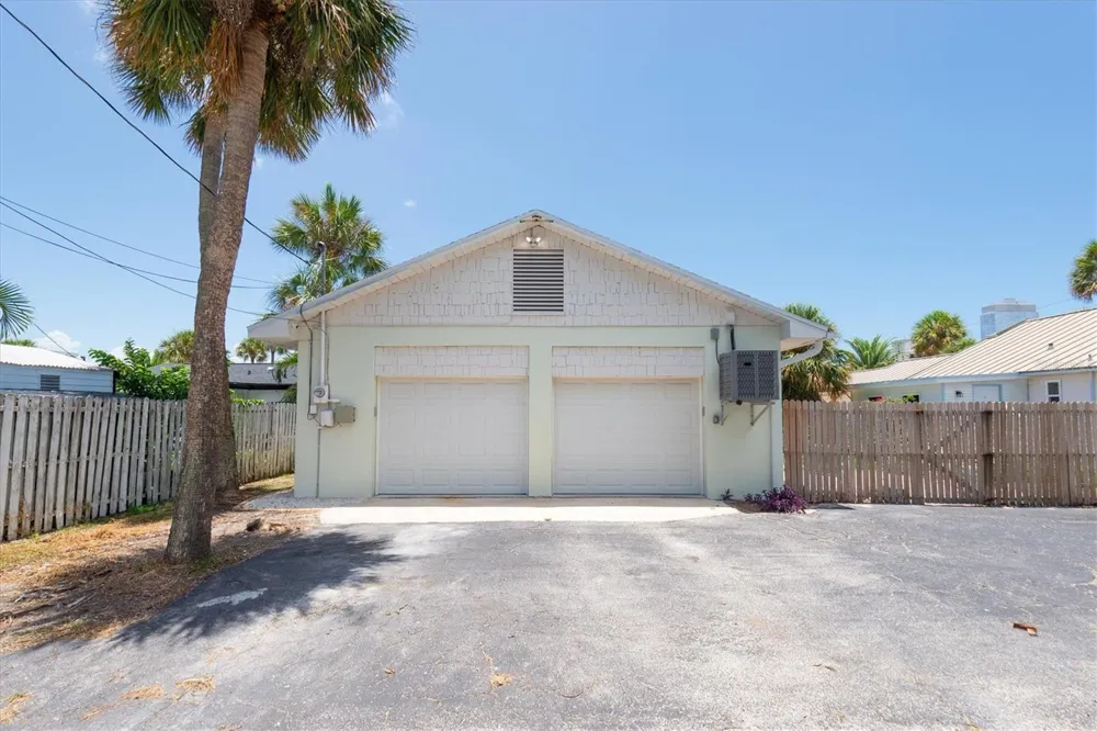 150 42ND AVENUE St Pete Beach, FL 33706
