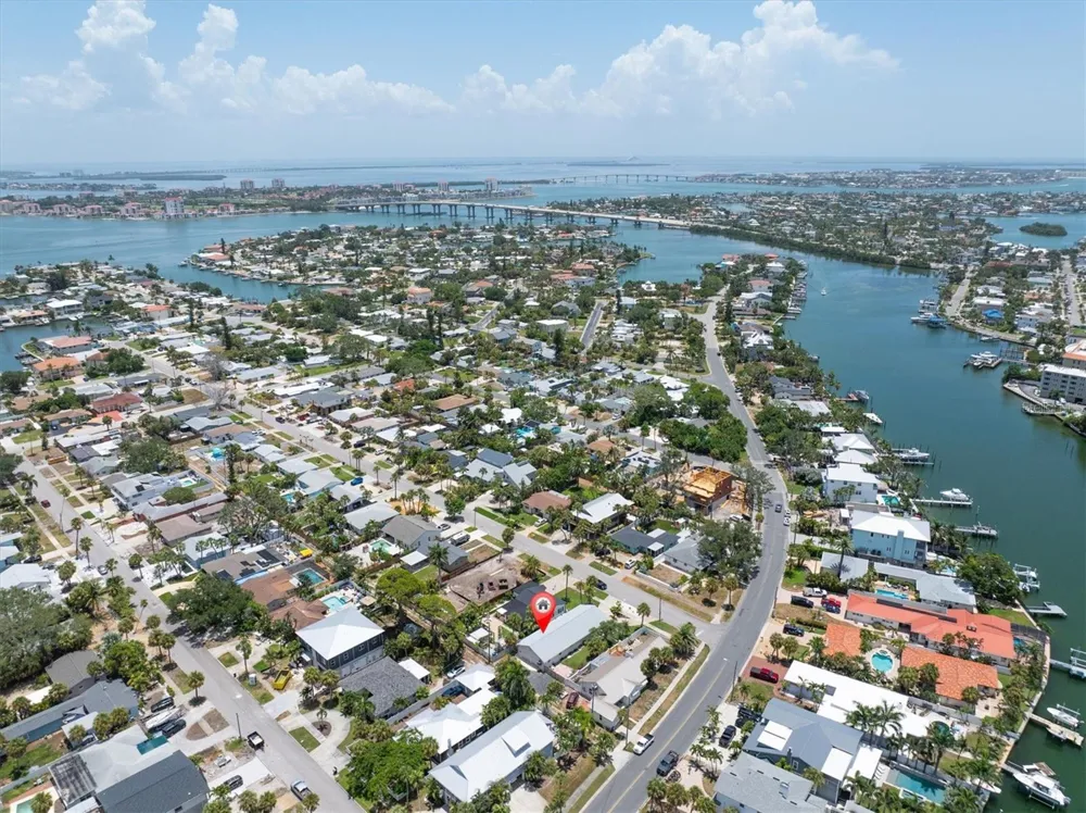 150 42ND AVENUE St Pete Beach, FL 33706