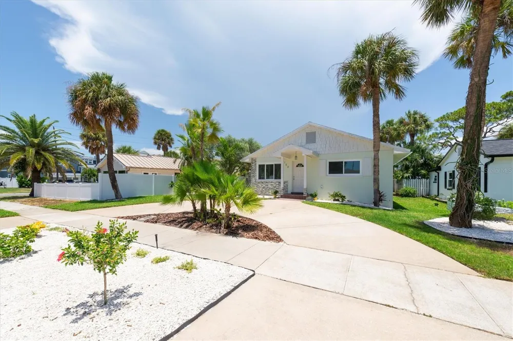 150 42ND AVENUE St Pete Beach, FL 33706