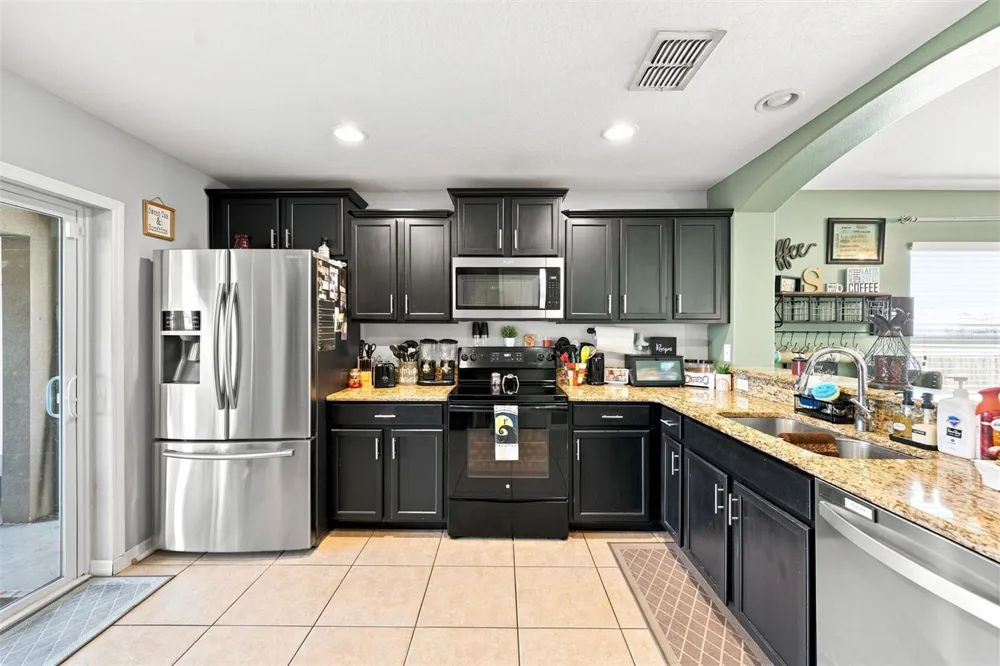 1111 SEMINOLE SKY DRIVE Ruskin, FL 33570