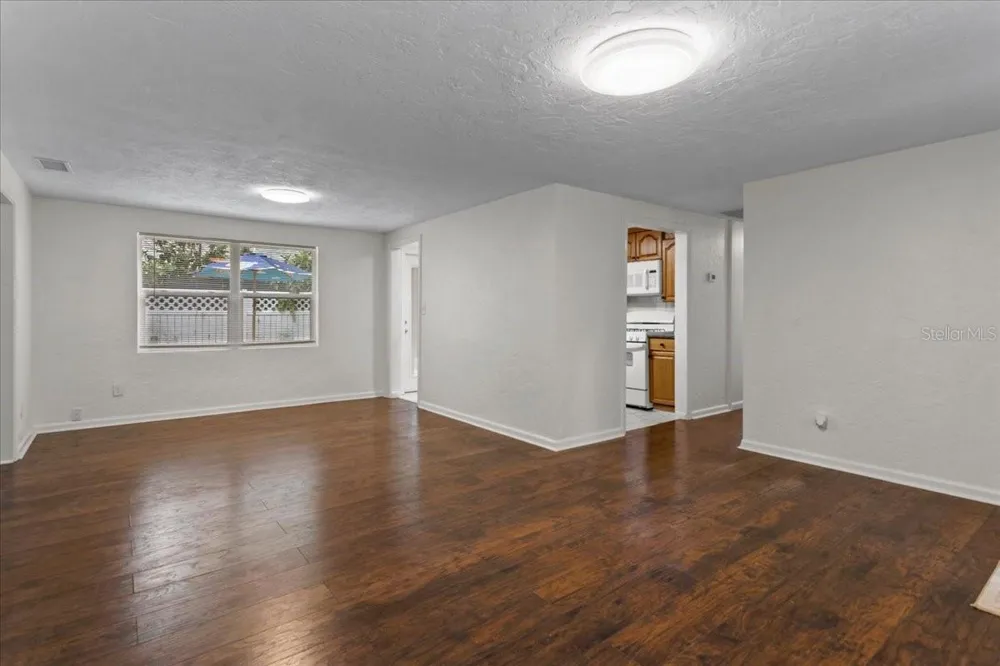 1116 NW 32ND AVENUE Gainesville, FL 32609