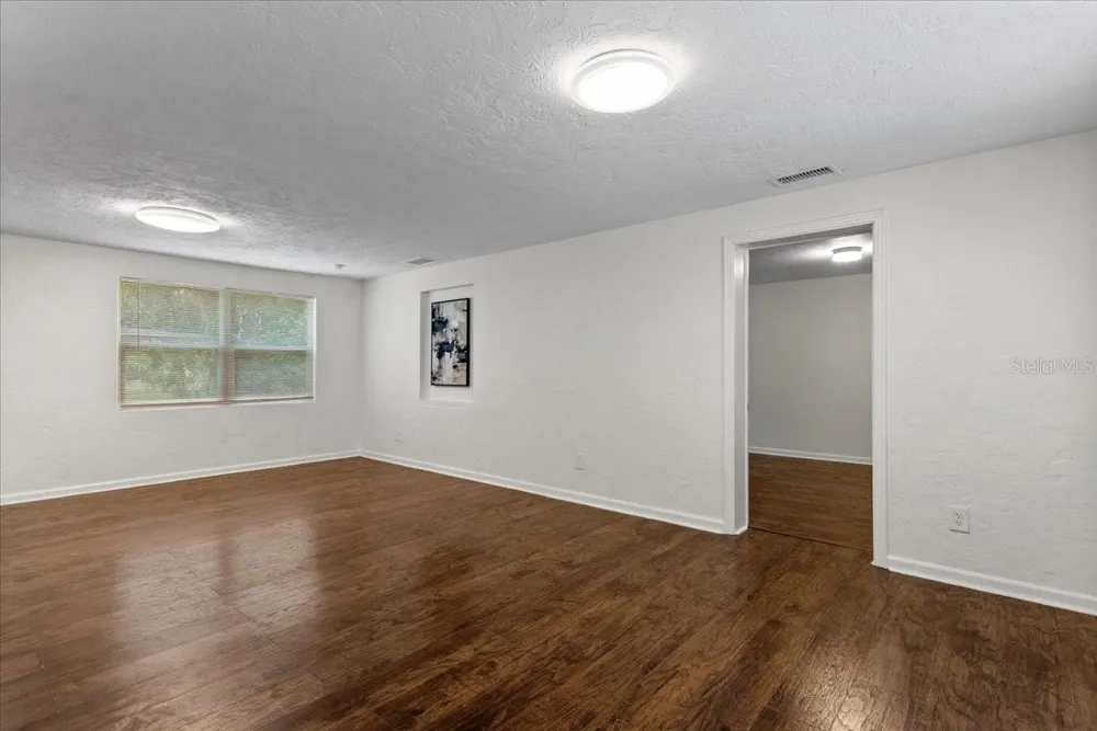 1116 NW 32ND AVENUE Gainesville, FL 32609