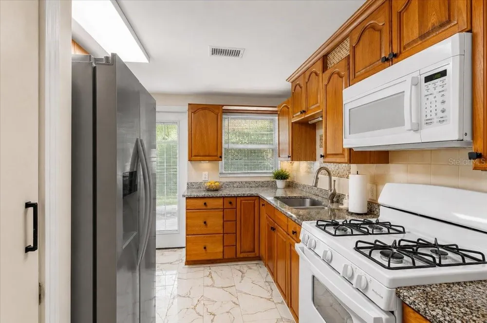1116 NW 32ND AVENUE Gainesville, FL 32609