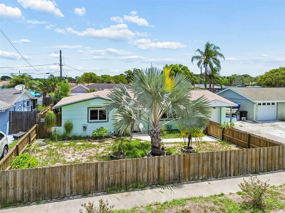 1056 TAMARAC DRIVE Holiday, FL 34690