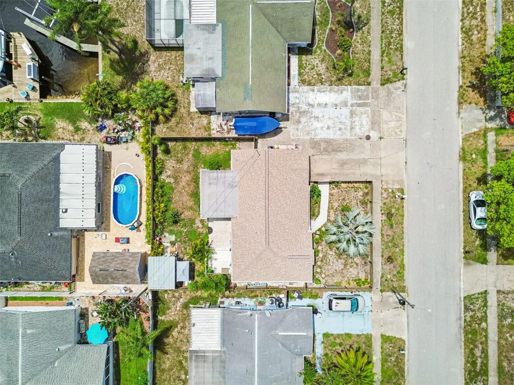 1056 TAMARAC DRIVE Holiday, FL 34690