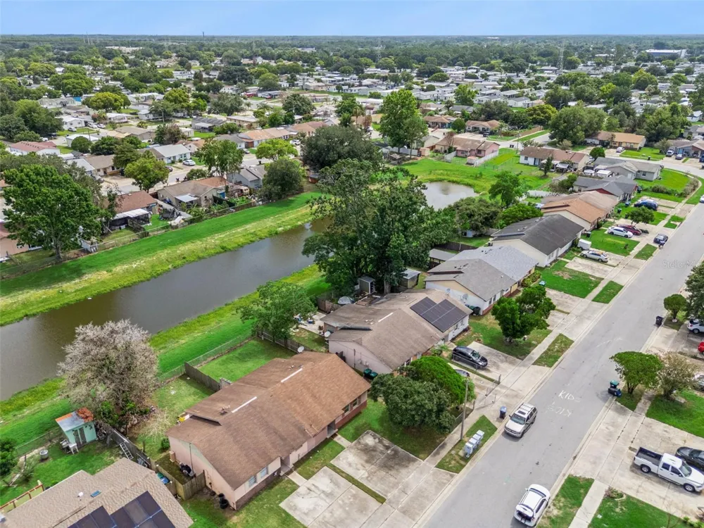 6835 LONGMEADE LANE Orlando, FL 32822