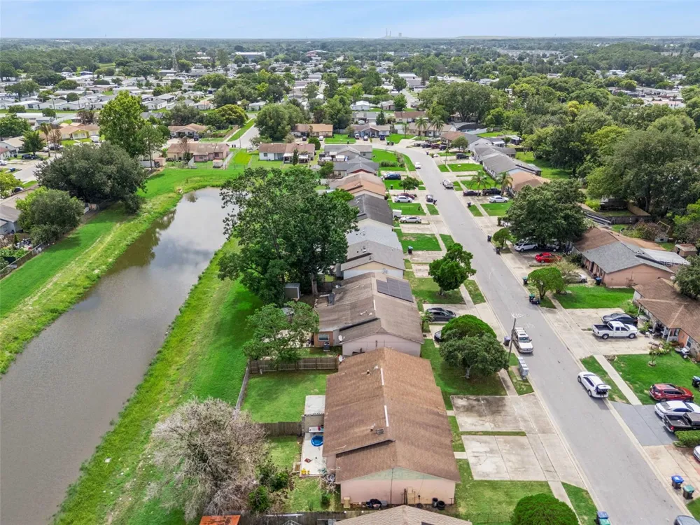6835 LONGMEADE LANE Orlando, FL 32822