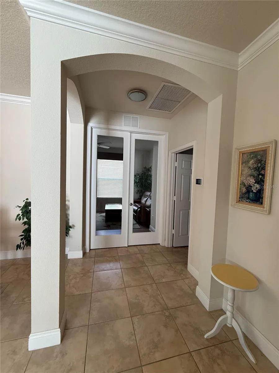 352 LAUREL FALLS DRIVE Apollo Beach, FL 33572