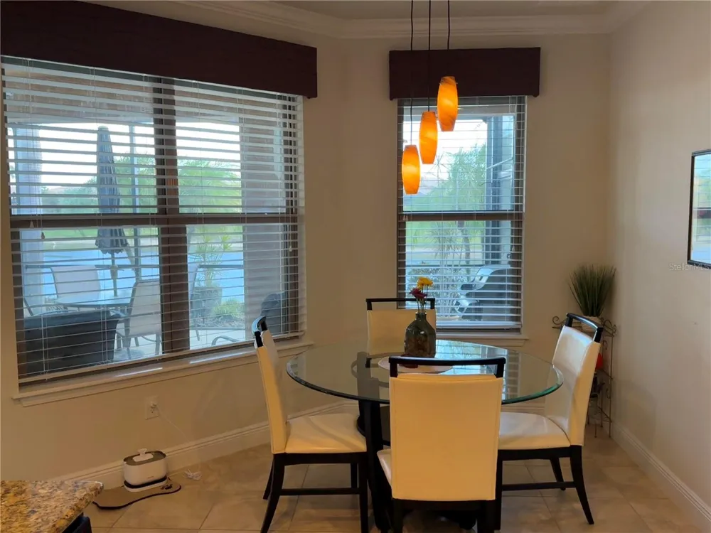 352 LAUREL FALLS DRIVE Apollo Beach, FL 33572