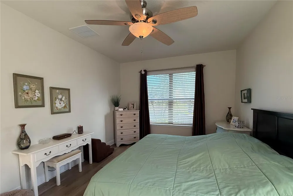 352 LAUREL FALLS DRIVE Apollo Beach, FL 33572