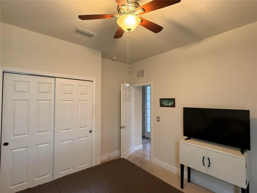 352 LAUREL FALLS DRIVE Apollo Beach, FL 33572