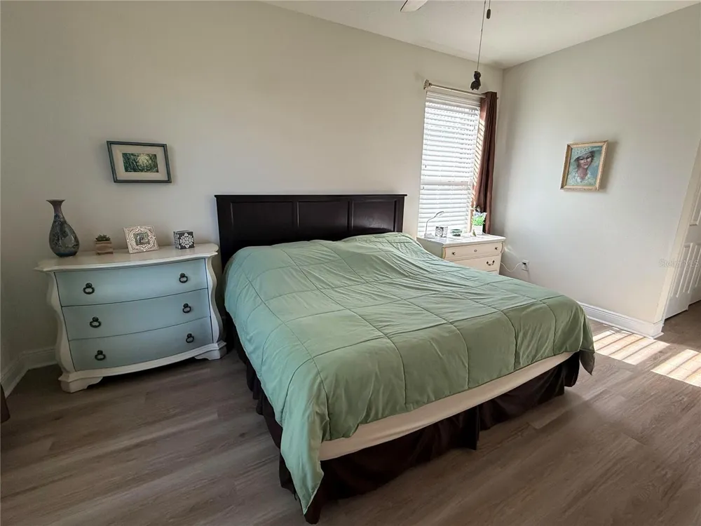 352 LAUREL FALLS DRIVE Apollo Beach, FL 33572