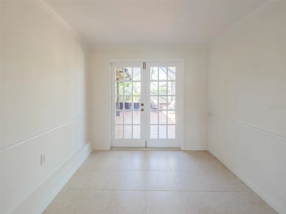 2410 RIVERSIDE DRIVE E Bradenton, FL 34208