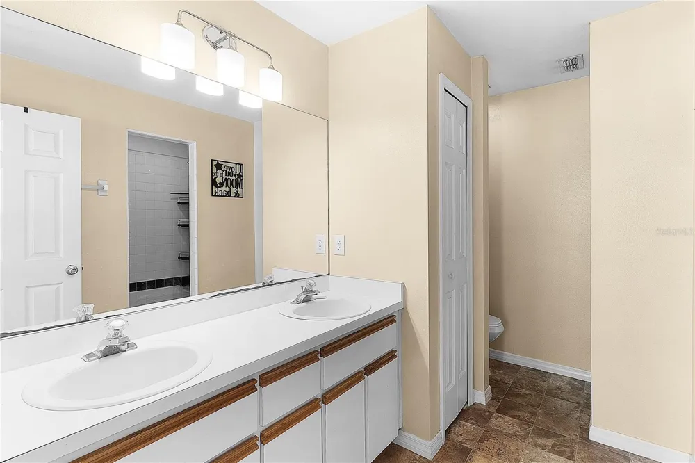 40045 PALM STREET Lady Lake, FL 32159