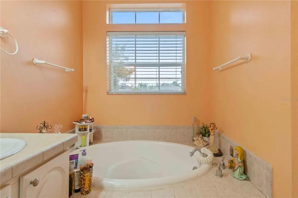 8632 LAKE FRONT COURT Punta Gorda, FL 33950