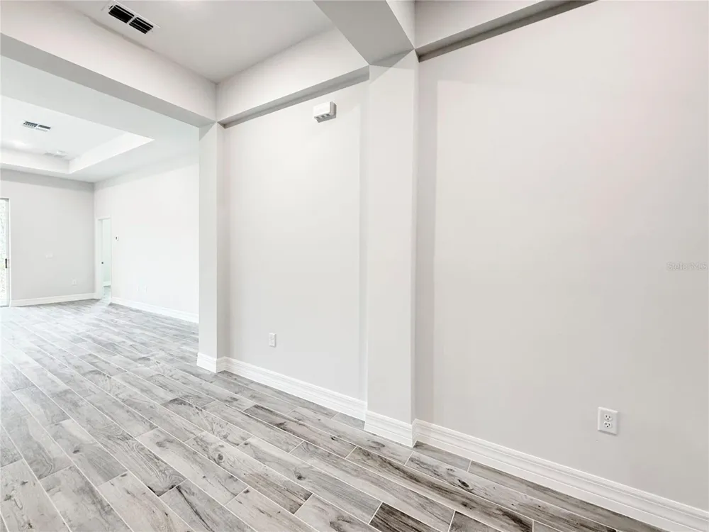 30280 W BLUEBELL AVENUE Eustis, FL 32736