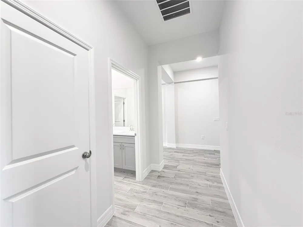 30280 W BLUEBELL AVENUE Eustis, FL 32736