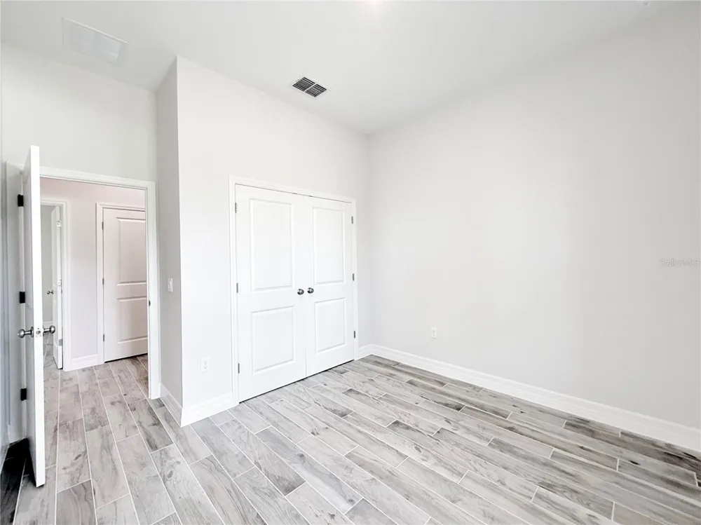 30280 W BLUEBELL AVENUE Eustis, FL 32736
