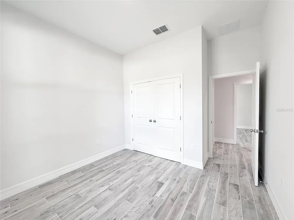 30280 W BLUEBELL AVENUE Eustis, FL 32736