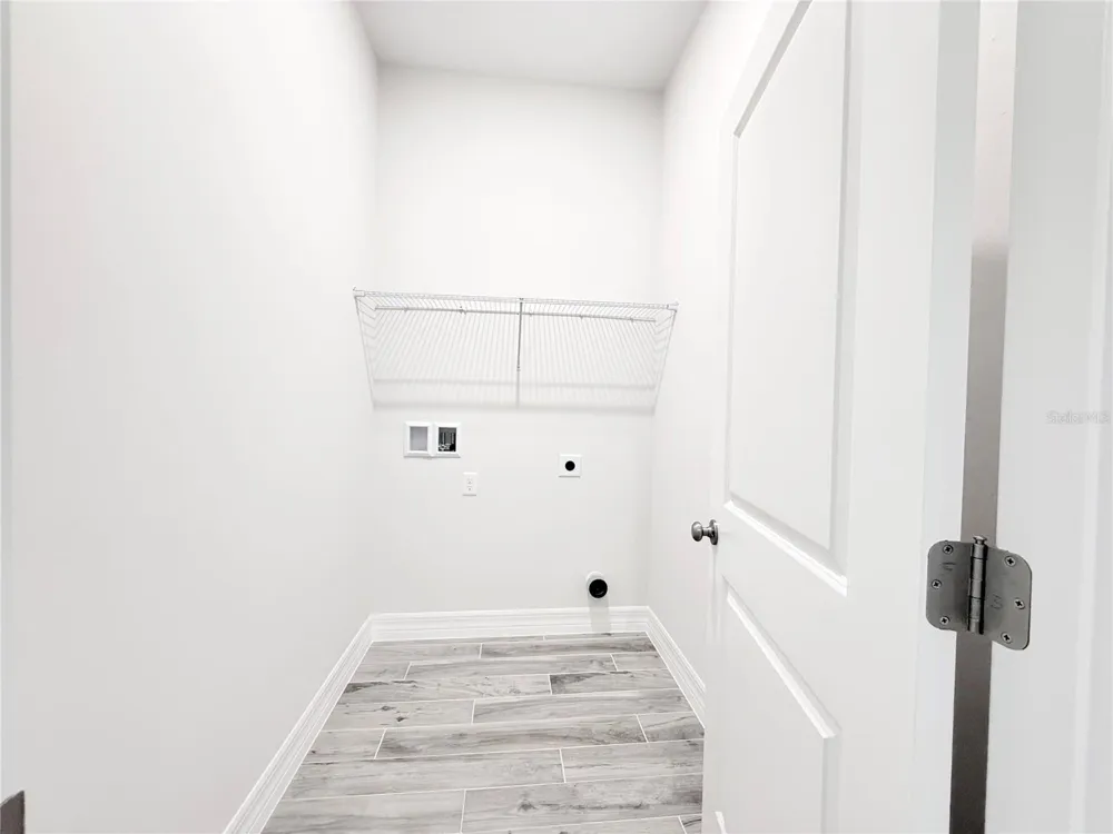 30280 W BLUEBELL AVENUE Eustis, FL 32736