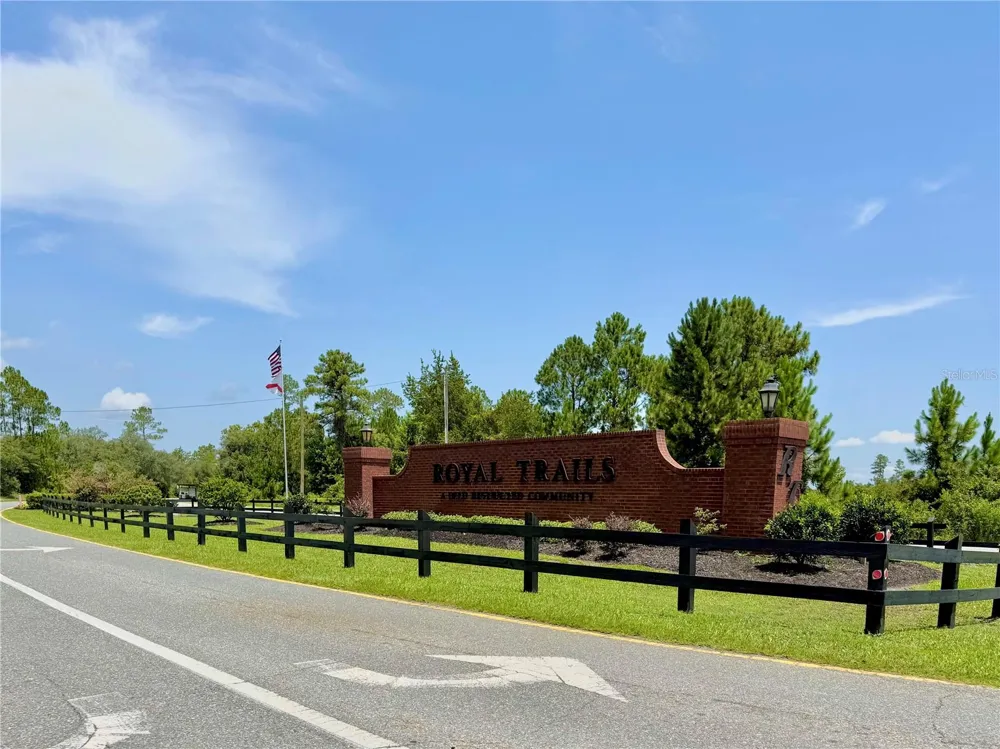 30280 W BLUEBELL AVENUE Eustis, FL 32736