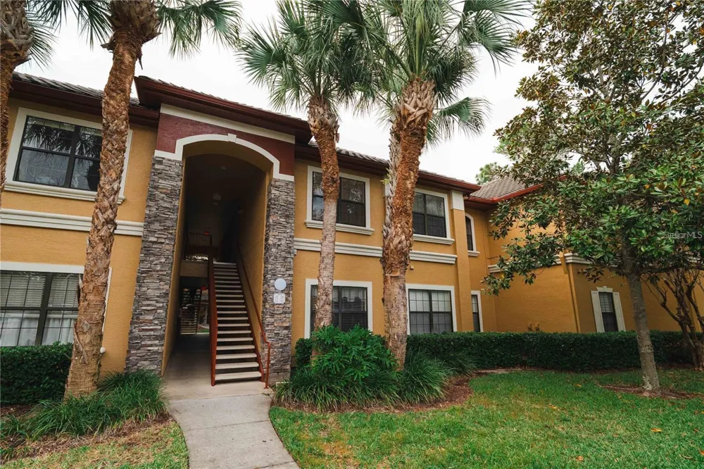 2249 PORTOFINO PLACE #22-2217 Palm Harbor, FL 34683