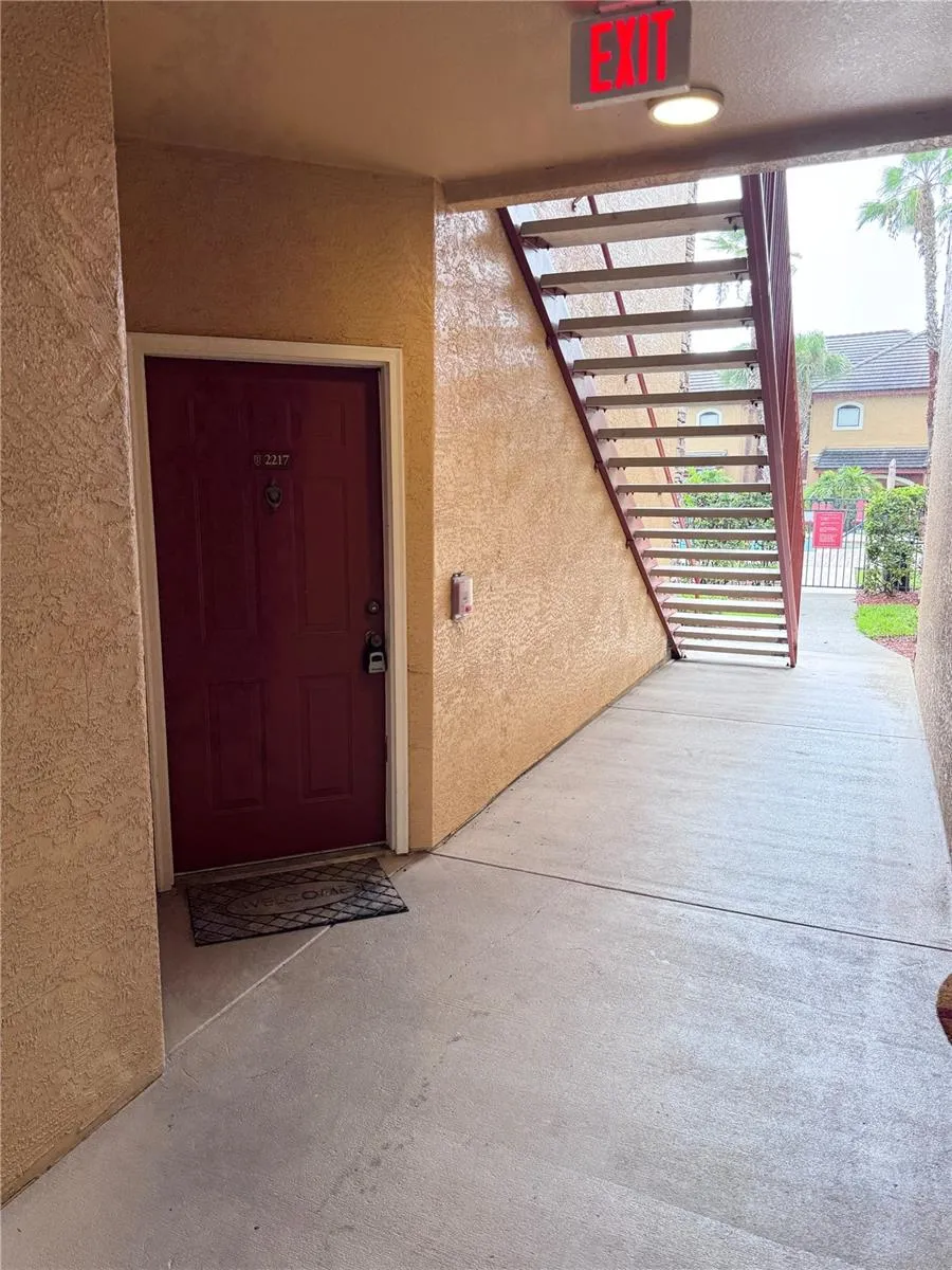 2249 PORTOFINO PLACE #22-2217 Palm Harbor, FL 34683