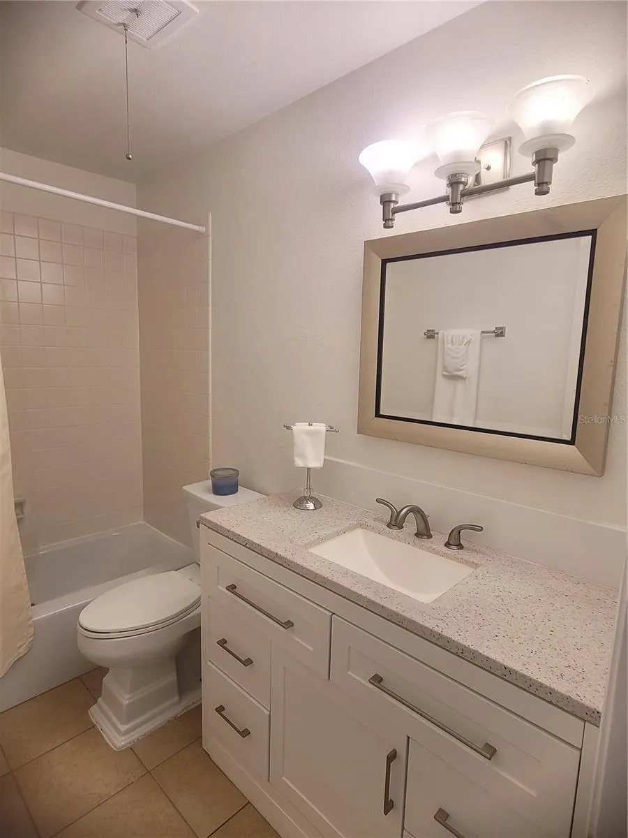 3360 S OSPREY AVENUE #201B Sarasota, FL 34239