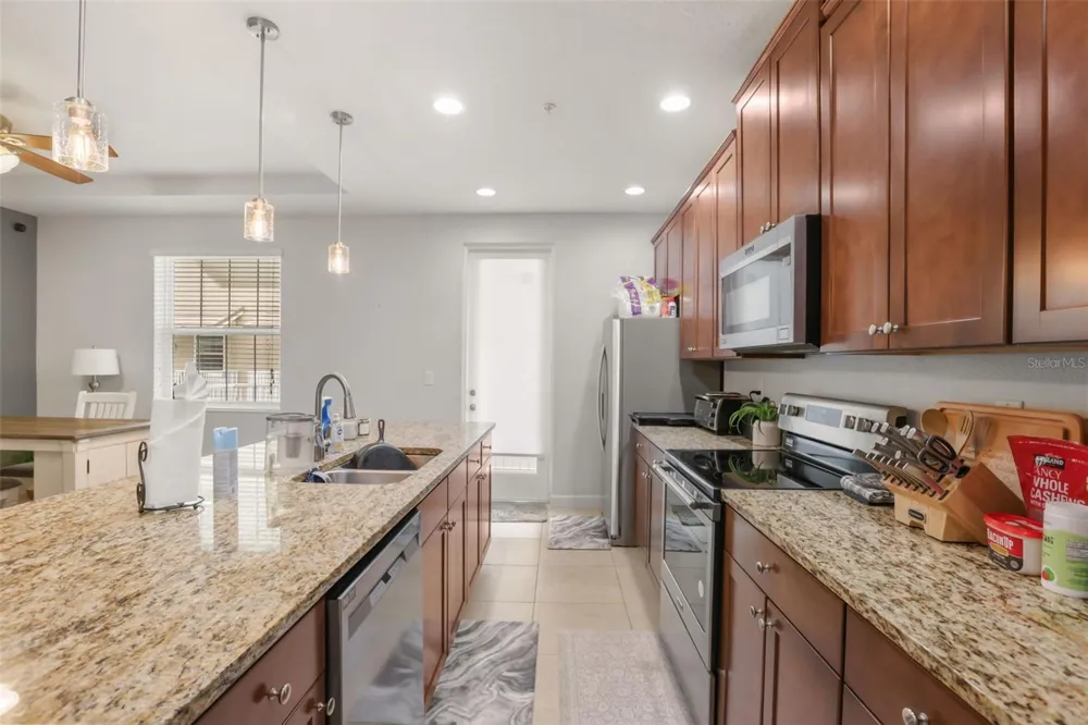 661 HANGNEST LANE Lake Mary, FL 32746