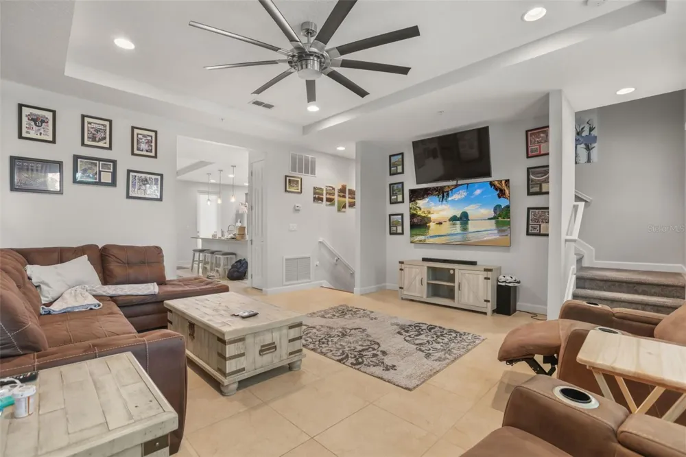 661 HANGNEST LANE Lake Mary, FL 32746