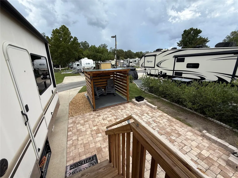 2856 NE 104TH AVENUE Silver Springs, FL 34488