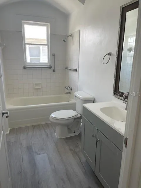 2118 5TH STREET Sarasota, FL 34237