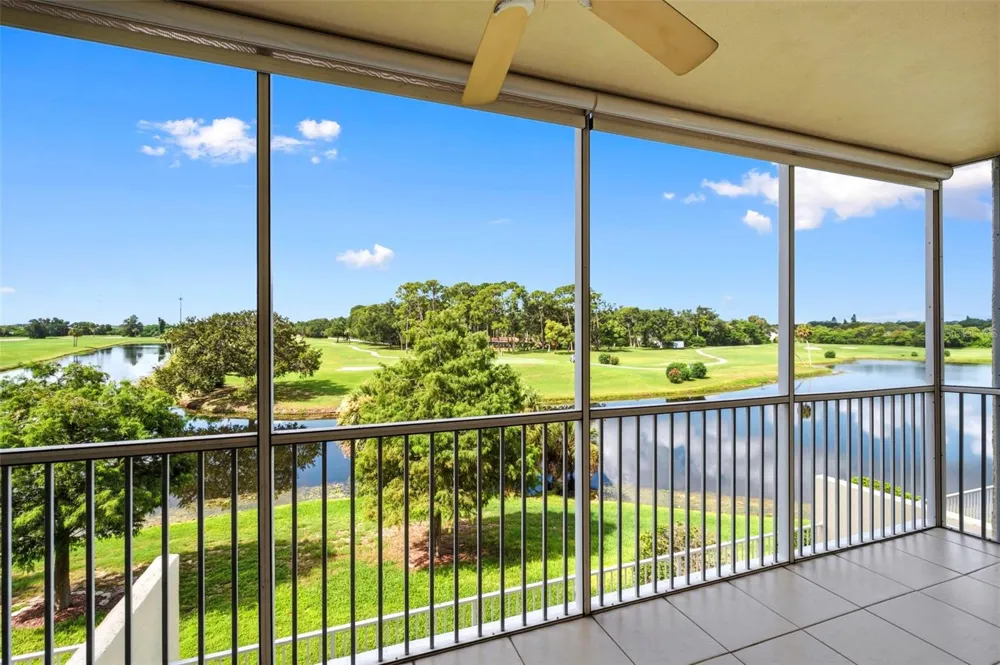 1200 COUNTRY CLUB DRIVE #2205 Largo, FL 33771