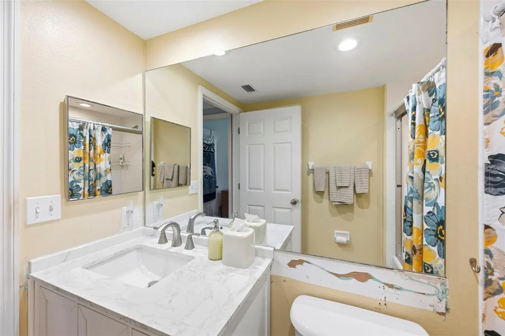 1200 COUNTRY CLUB DRIVE #2205 Largo, FL 33771