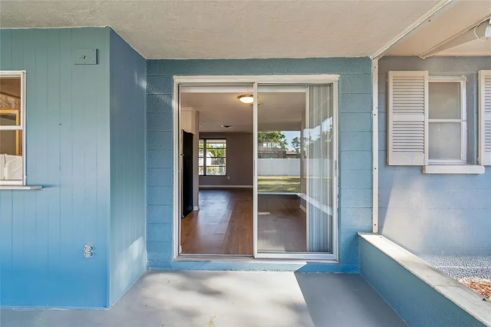 2348 DOUD STREET Sarasota, FL 34231