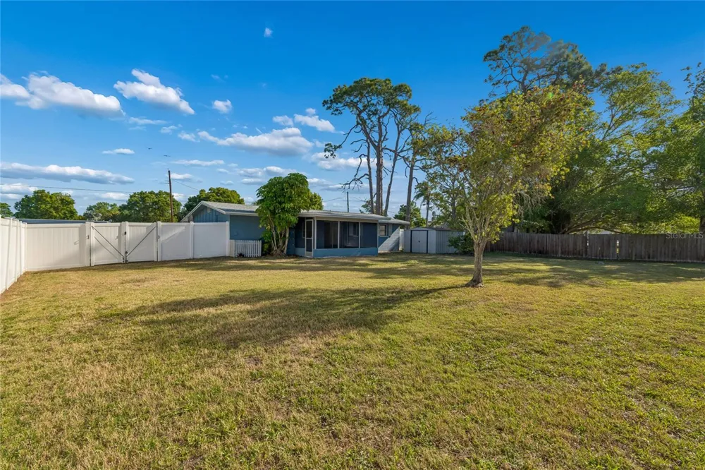 2348 DOUD STREET Sarasota, FL 34231