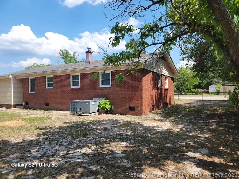 1403 Morrison Avenue Spring Lake, NC 28390